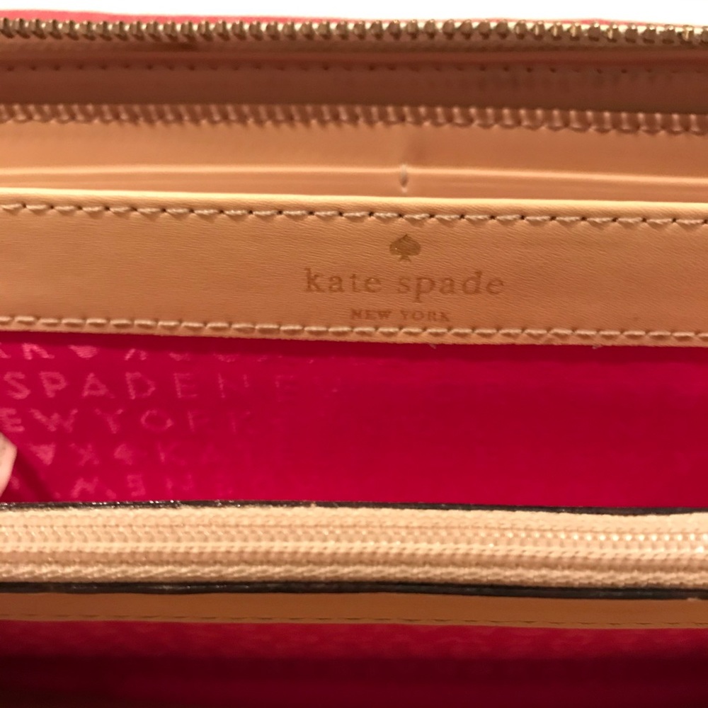 Kate Spade Wallet - Picture 6 of 6
